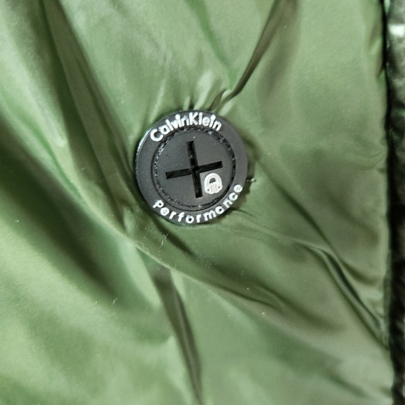 Calvin Klein Performance Womens 2X Premium Down Green Quilted Puffer Vest - Picture 5 of 11
